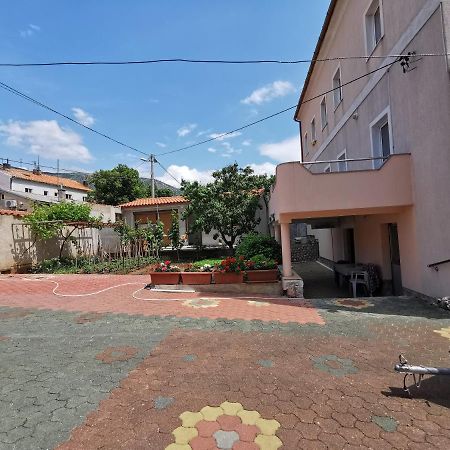 Apartman Pod Nehajem Apartment Senj  Luaran gambar
