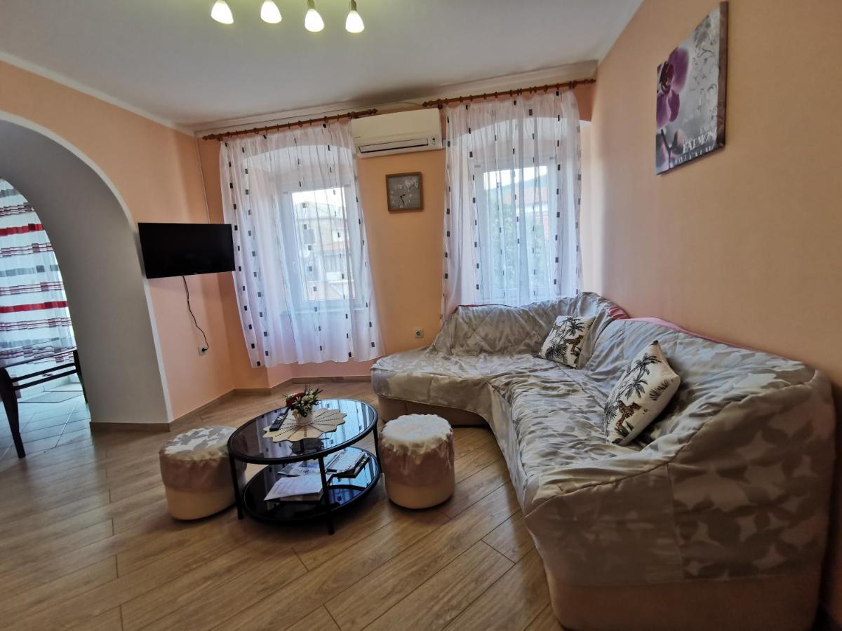 Apartman Pod Nehajem Apartment Senj  Luaran gambar
