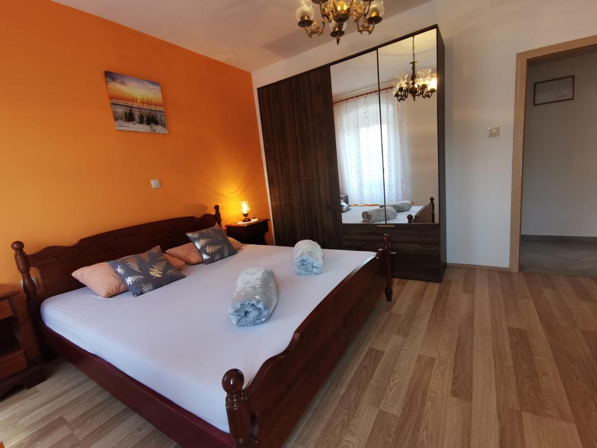Apartman Pod Nehajem Apartment Senj  Luaran gambar