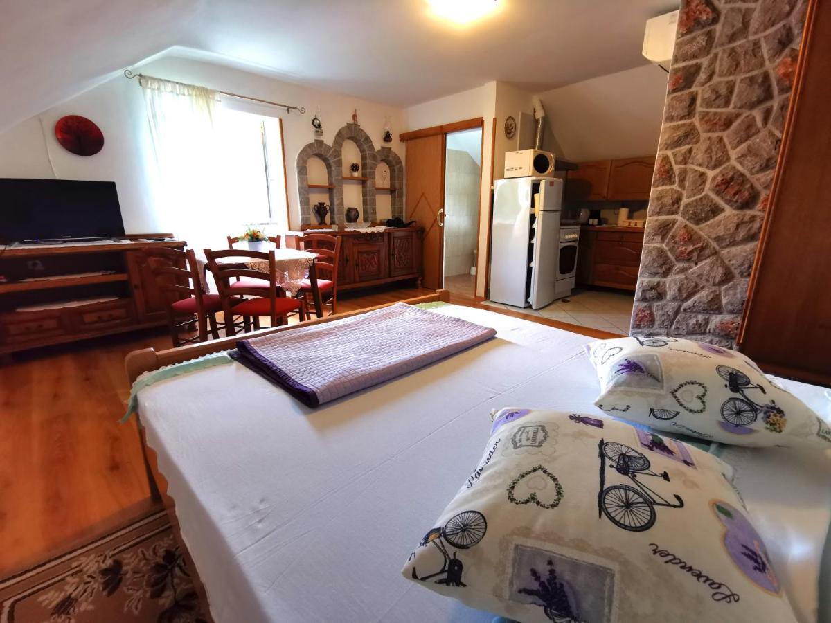 Apartman Pod Nehajem Apartment Senj  Luaran gambar