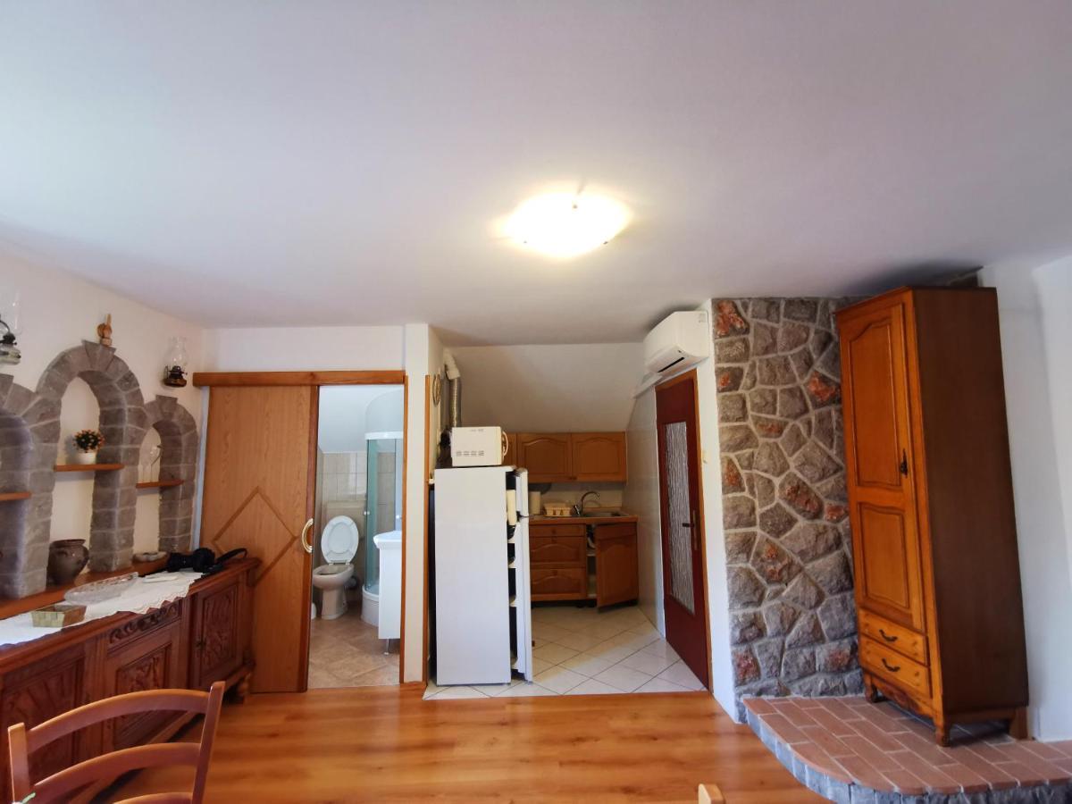 Apartman Pod Nehajem Apartment Senj  Luaran gambar