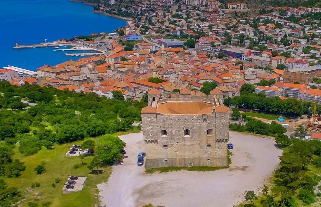 Apartman Pod Nehajem Apartment Senj  Luaran gambar