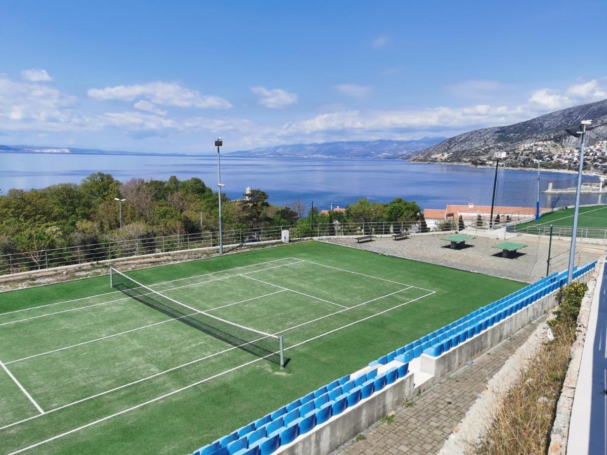 Apartman Pod Nehajem Apartment Senj  Luaran gambar