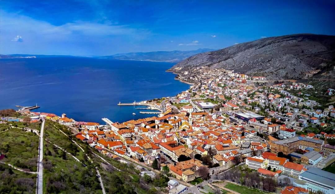 Apartman Pod Nehajem Apartment Senj  Luaran gambar