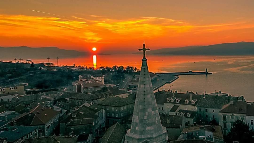Apartman Pod Nehajem Apartment Senj  Luaran gambar